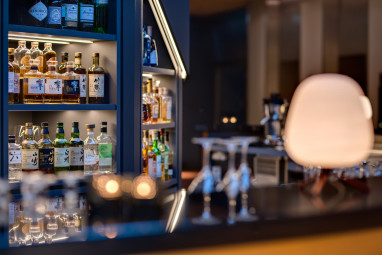 Clayton Hotel Düsseldorf: Bar/Lounge