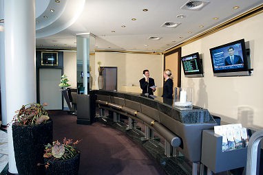 Lindner Hotel Airport: Lobby