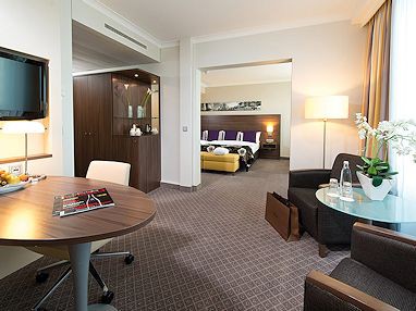 Leonardo Royal Hotel Düsseldorf Königsallee: Zimmer