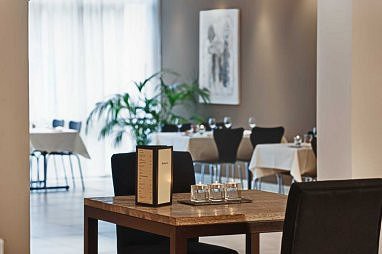 TRYP by Wyndham Wuppertal: Restaurant