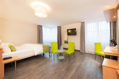 Tryp Hotel Düsseldorf-Krefeld: Suite