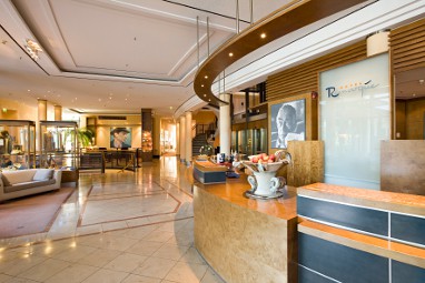 Steigenberger Hotel Remarque: Lobby