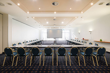 H+ Hotel Köln Hürth by Revo: Tagungsraum