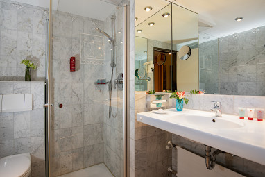 Leonardo Royal Hotel Köln - Am Stadtwald: Zimmer