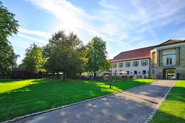 Schlosshotel Monrepos : Außenansicht