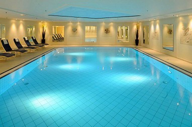Maritim Hotel Königswinter: Pool