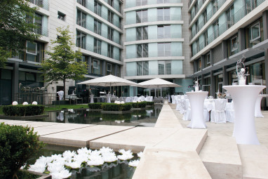 Radisson BLU Hotel Köln: Außenansicht