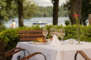 Seminaris Seehotel Potsdam: Außenansicht