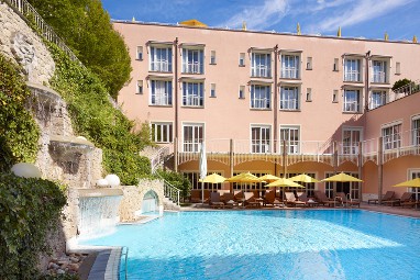 Maximilian*****Quellness- und Golfhotel: Pool