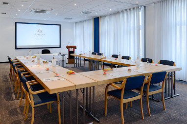 AMEDIA Hotel Dresden Elbpromenade by Revo: Tagungsraum