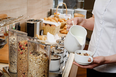 AMEDIA Hotel Dresden Elbpromenade by Revo: Restaurant