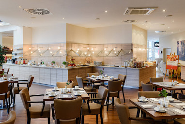 AMEDIA Hotel Dresden Elbpromenade by Revo: Restaurant