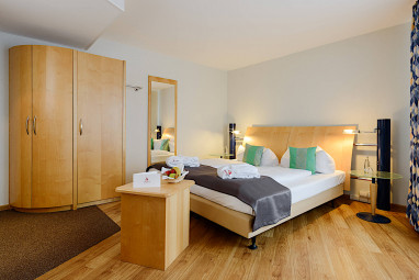 AMEDIA Hotel Dresden Elbpromenade by Revo: Zimmer