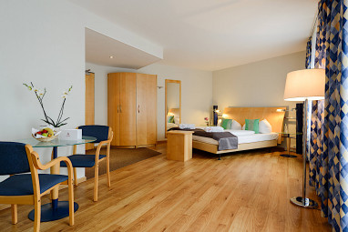 AMEDIA Hotel Dresden Elbpromenade by Revo: Zimmer