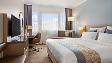 Crowne Plaza Berlin City Centre: Zimmer