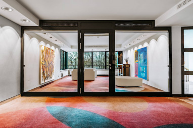 Pullman Berlin Schweizerhof by Revo: Sonstiges