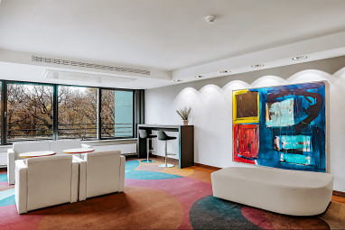 Pullman Berlin Schweizerhof by Revo: Sonstiges