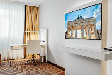 Pullman Berlin Schweizerhof by Revo: Zimmer