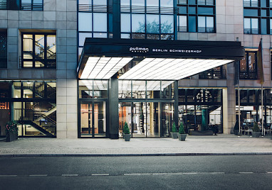 Pullman Berlin Schweizerhof by Revo: Außenansicht