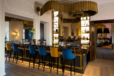 SCHLOSS Fleesensee: Außenansicht