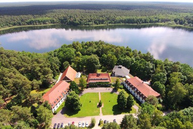 Hotel Döllnsee-Schorfheide : Außenansicht