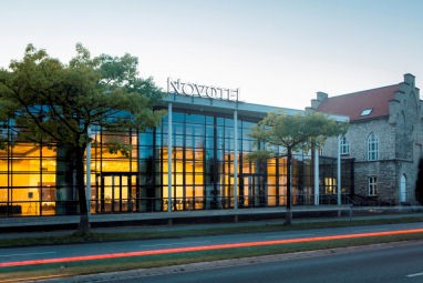 Novotel Hildesheim: Außenansicht