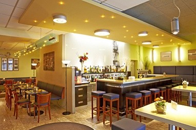 BEST WESTERN Hotel Ambassador International: Bar/Lounge