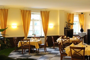 EDEN HOTEL: Restaurant