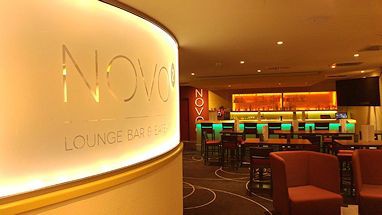 Novotel Frankfurt City: Bar/Lounge