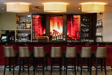 Leonardo Royal Frankfurt: Bar/Lounge