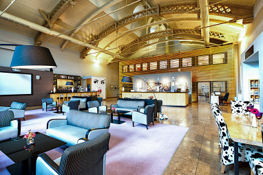 FOUR POINTS BY SHERATON OFFENBACH PLAZA: Lobby