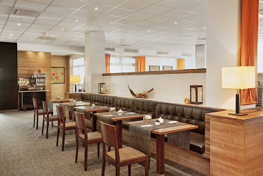 H+ Hotel Darmstadt by Revo: Restaurant