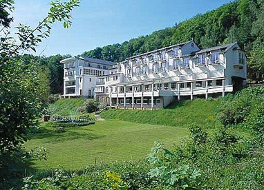 Akzent Waldhotel Rheingau: Außenansicht