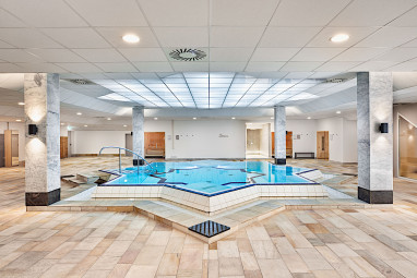 H+ Hotel Wiesbaden Niedernhausen by Revo: Pool