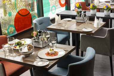 Dorint Main Taunus Zentrum Frankfurt/Sulzbach by Revo: Restaurant
