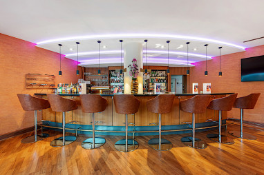 Novotel Freiburg Am Konzerthaus: Bar/Lounge