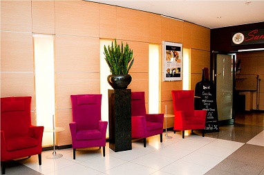 WELCOME HOTEL ESSEN: Lobby