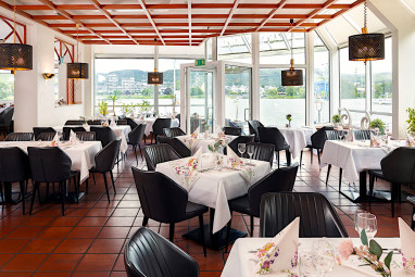 Rheinhotel Vier Jahreszeiten: Restaurant