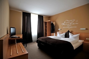 SensConvent Hotel Michendorf: Zimmer