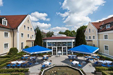 Tryp by Wyndham Munich North: Außenansicht