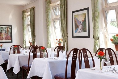 WELCOME HOTEL BAD AROLSEN: Restaurant