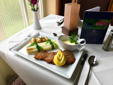 Park Hotel Fasanerie Neustrelitz: Restaurant