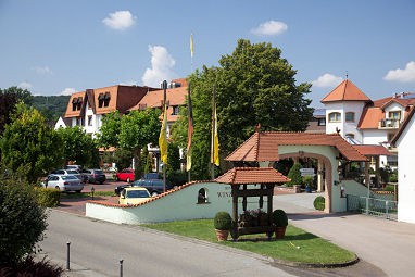 Ringhotel Winzerhof: Außenansicht