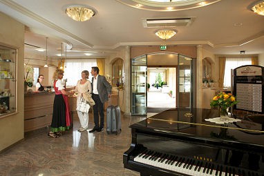 Ringhotel Winzerhof: Lobby