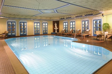 Maritim Hotel Nürnberg: Pool