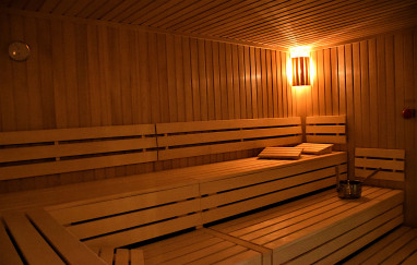 Ramada by Wyndham Dresden: Wellness/Spa