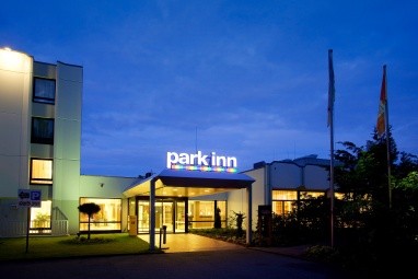 Park Inn by Radisson Hamburg Nord: Außenansicht