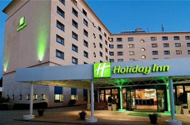 Holiday Inn Stuttgart: Außenansicht