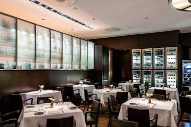Grand Hyatt Berlin: Restaurant