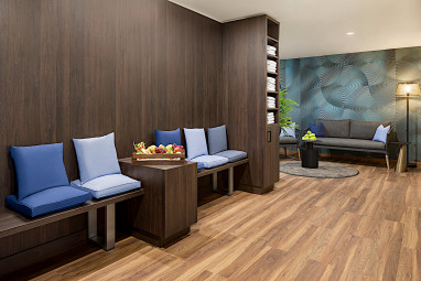 Vienna House Easy by Wyndham Frankfurt Airport by Revo: Pool